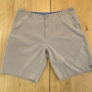 Aftco Cloudburst Hybrid Shorts Mens 40 Beige Nylon 9" Performance Fishing Chino